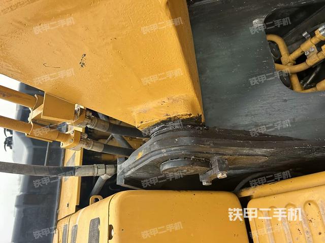 大臂根部?斜視（工作和回轉(zhuǎn)裝置）