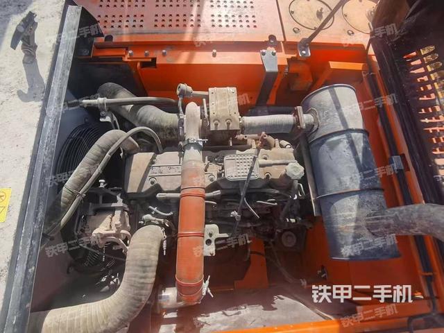 發(fā)動(dòng)機(jī)整體俯視（整機(jī)外觀）