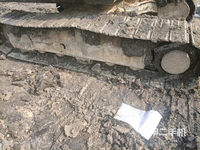 右側(cè)履帶整體?（行走機(jī)構(gòu)）