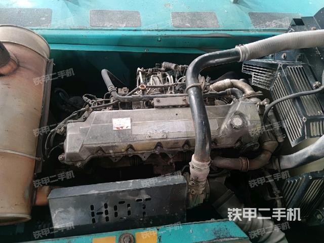 氣門室蓋螺絲特寫(上車部件) 氣門室蓋螺絲特寫(上車部件)