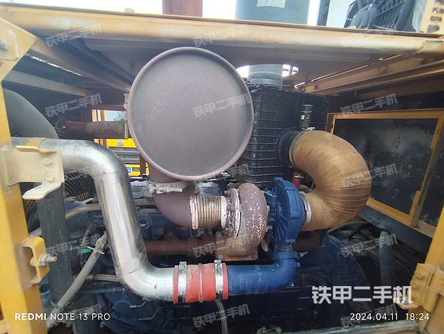 發(fā)動機右側(cè)（整機外觀及大件）