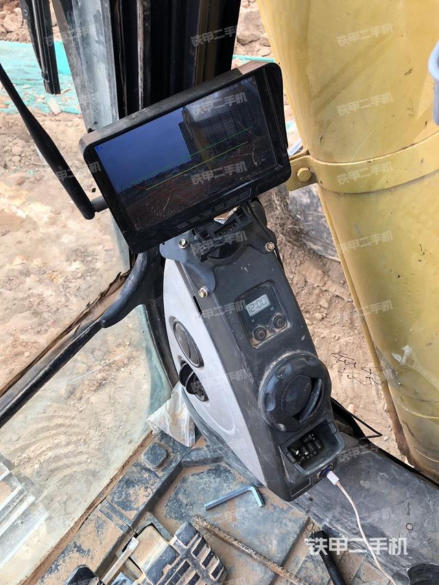 驾驶室整体（整机外观）