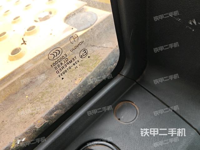 后窗玻璃角標(biāo)(駕駛室部分) 后窗玻璃角標(biāo)(駕駛室部分)