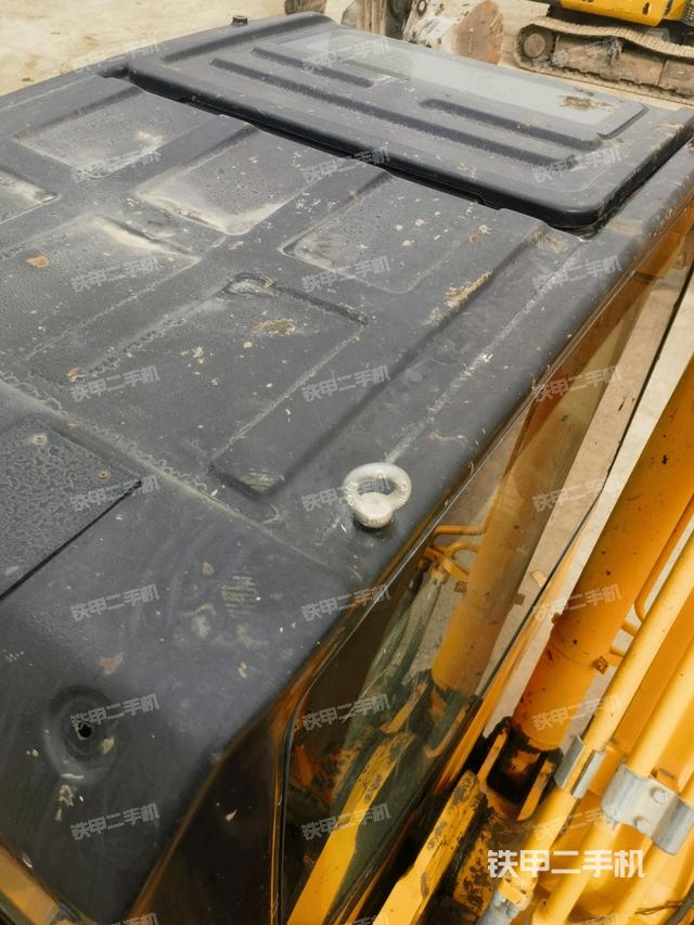 駕駛室頂部（整機(jī)外觀）