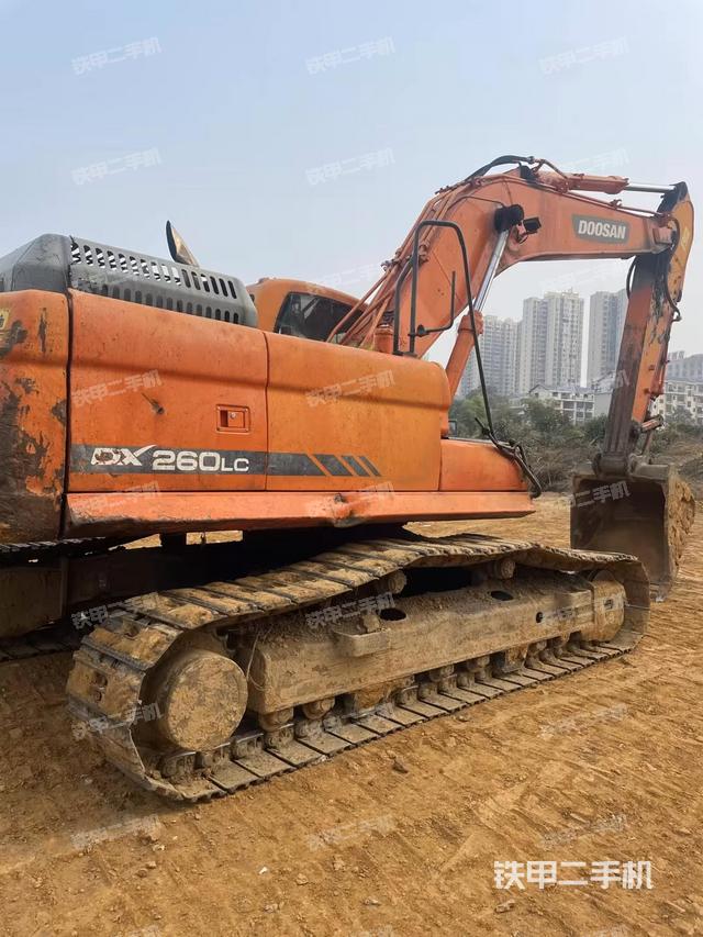 整機右后45°(整機外觀) 整機右后45°(整機外觀)