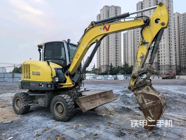 右前45(整機(jī)外觀) 右前45(整機(jī)外觀)