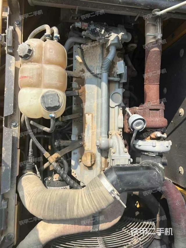 發(fā)動機(jī)整體俯視（整機(jī)外觀）