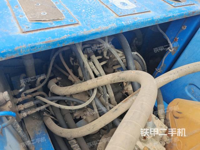 駕駛室頂部俯視（上車部件）