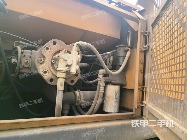 電瓶（大件艙室）