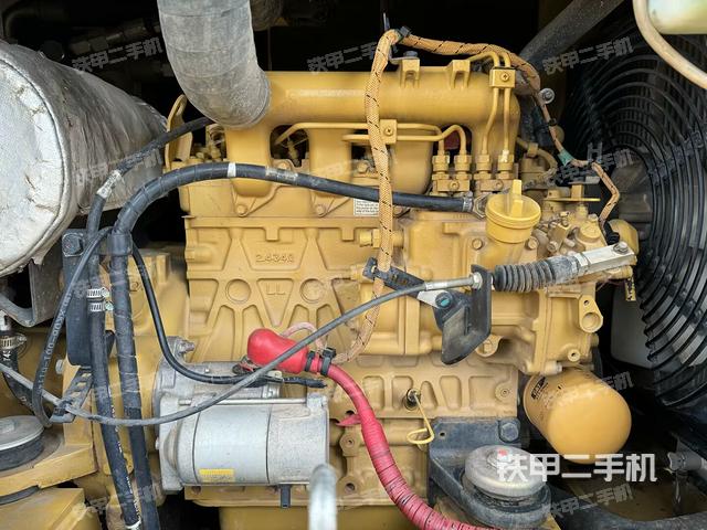 发动机整体俯视（整机外观）