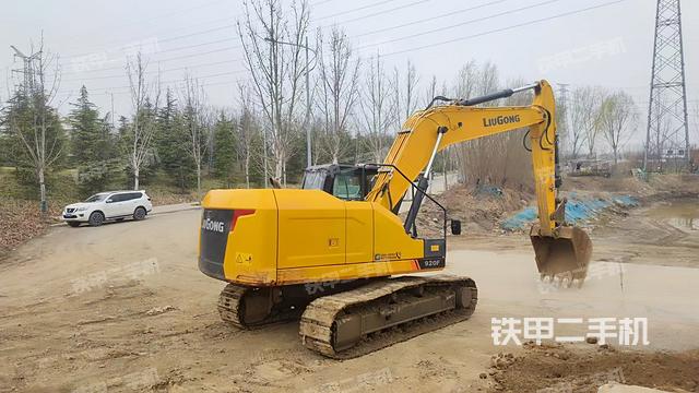 整機右后45°（整機外觀）