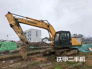 現(xiàn)代R215-7C挖掘機實拍圖片