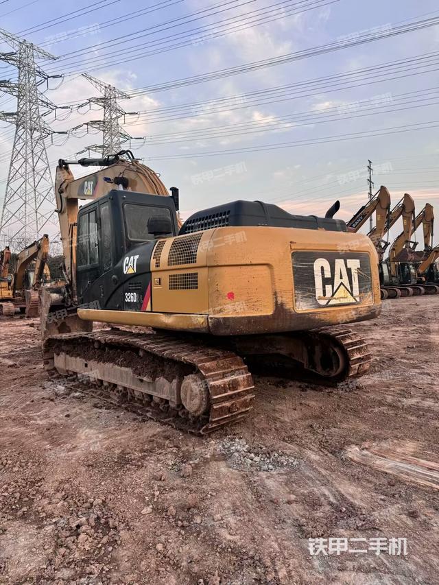 右前45(整機(jī)外觀) 右前45(整機(jī)外觀)