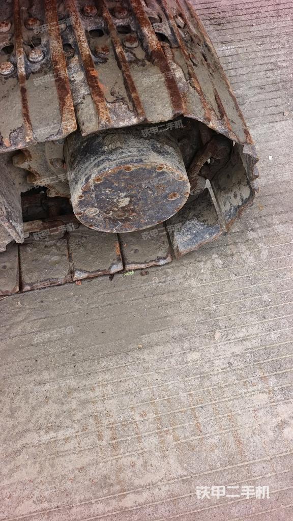 左側(cè)行走馬達(dá)蓋板（行走機(jī)構(gòu)）