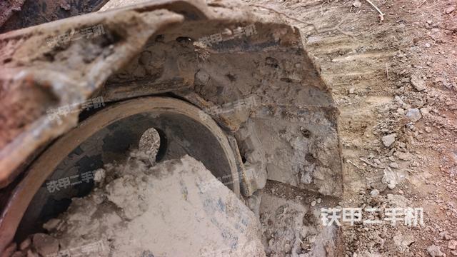 右導向輪（行走機構(gòu)）