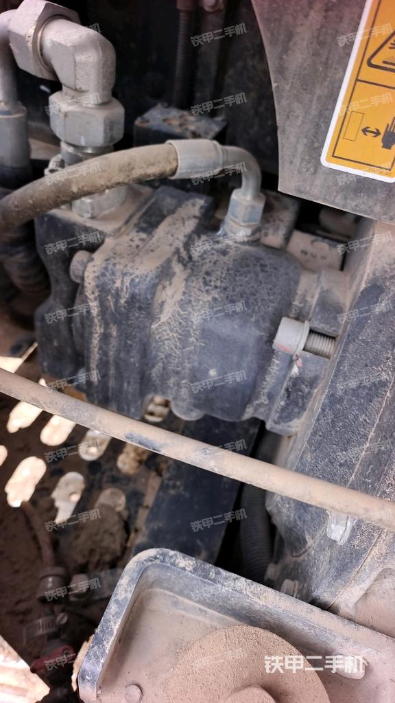 液壓泵室(大件艙室) 液壓泵室(大件艙室)