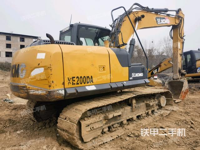 整機(jī)右后45°(整機(jī)外觀) 整機(jī)右后45°(整機(jī)外觀)