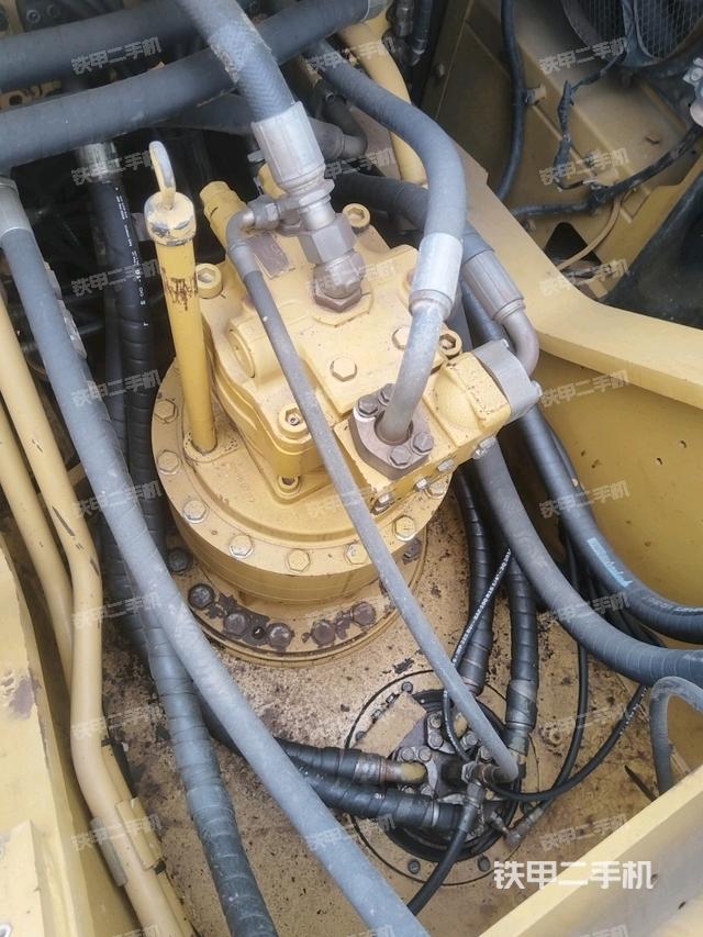 回轉(zhuǎn)馬達(dá)（上車部件）