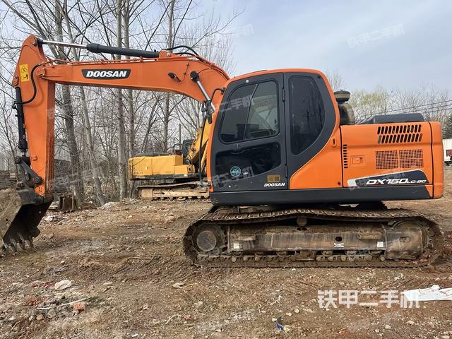 斗山DX130-9CN挖掘機(jī)