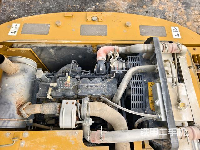 發(fā)動機室(上車部件) 發(fā)動機室(上車部件)