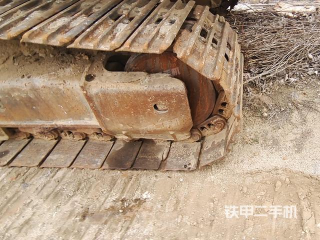 右導(dǎo)向輪（行走機(jī)構(gòu)）