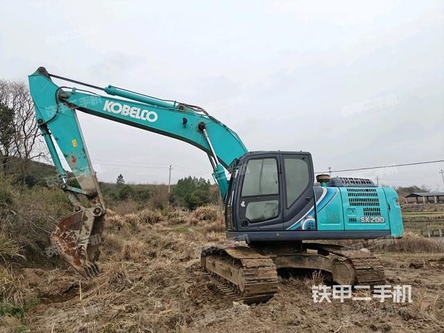 神鋼SK200-10挖掘機