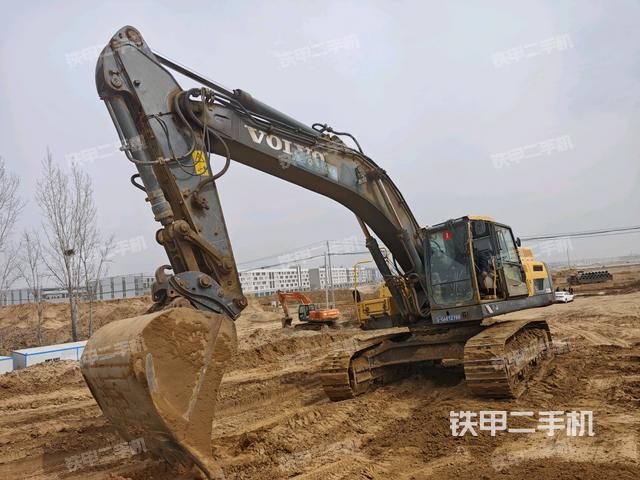 沃爾沃EC380DL挖掘機(jī)