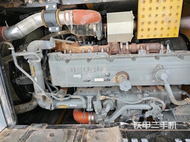 氣門室蓋螺絲特寫(上車部件) 氣門室蓋螺絲特寫(上車部件)
