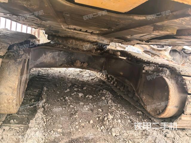 左導(dǎo)向輪（行走機(jī)構(gòu)）