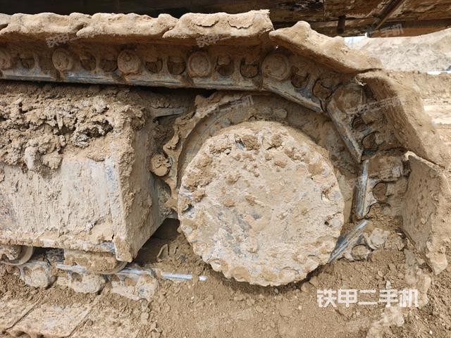 沃尔沃EC380DL挖掘机的设备实拍-第12张实拍照片