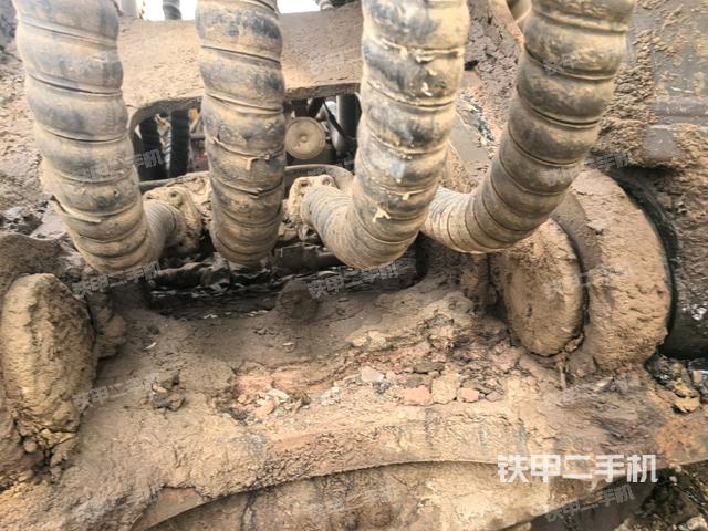 大臂根部?斜視（工作和回轉(zhuǎn)裝置）