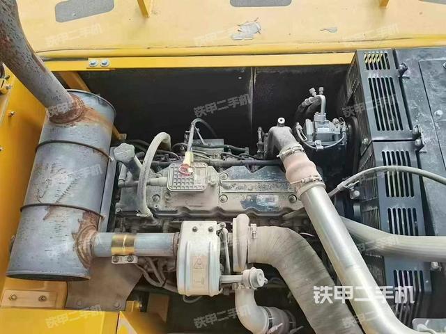 發(fā)動機(jī)整體俯視(整機(jī)外觀) 發(fā)動機(jī)整體俯視(整機(jī)外觀)