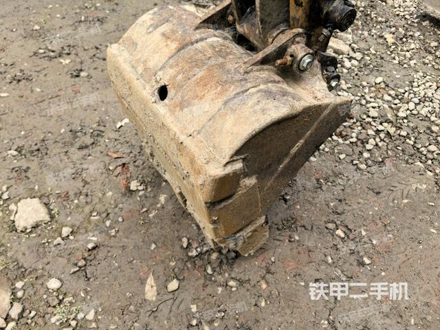 鏟斗45度(工作和回轉(zhuǎn)裝置) 鏟斗45度(工作和回轉(zhuǎn)裝置)