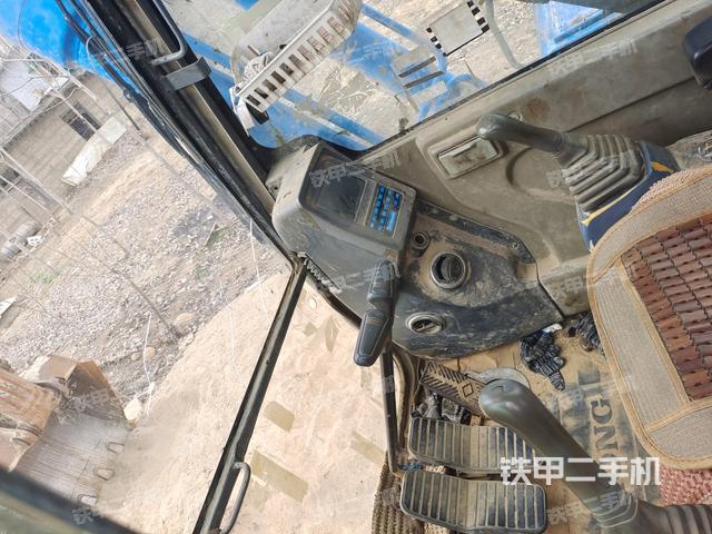 座椅后部（駕駛室部分）