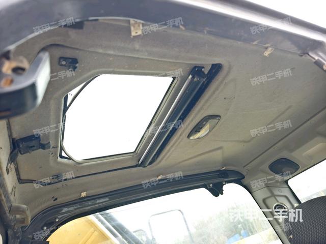 頂棚整體（駕駛室部分）