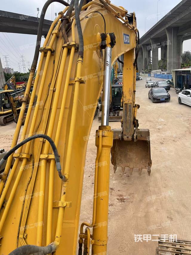 大臂背部俯視（工作和回轉(zhuǎn)裝置）