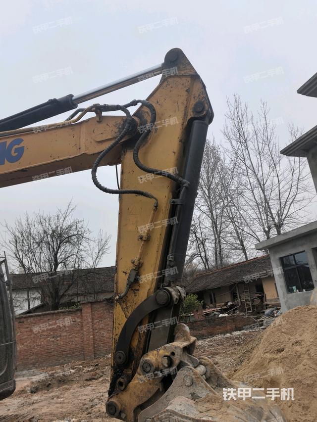 小臂整體左后（工作和回轉(zhuǎn)裝置）