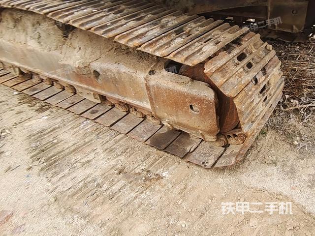 左導(dǎo)向輪（行走機(jī)構(gòu)）