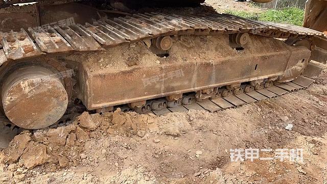 单侧履带整体（整机外观）