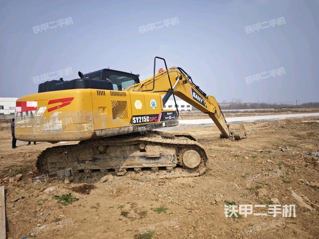 整機(jī)右后45°(整機(jī)外觀) 整機(jī)右后45°(整機(jī)外觀)
