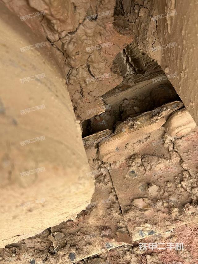 右側(cè)行走馬達(dá)蓋板（行走機(jī)構(gòu)）