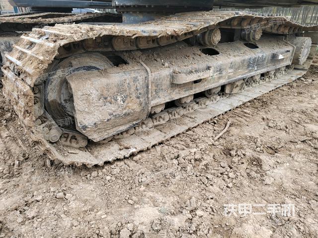 單側(cè)履帶整體（整機外觀）