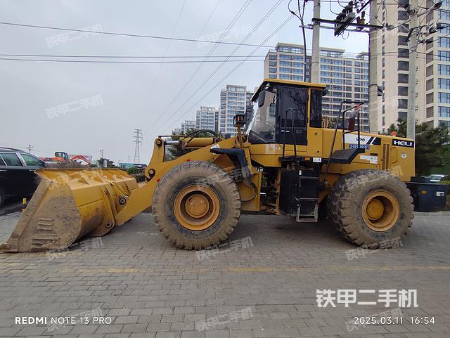 工作裝置整體（整機外觀及大件）