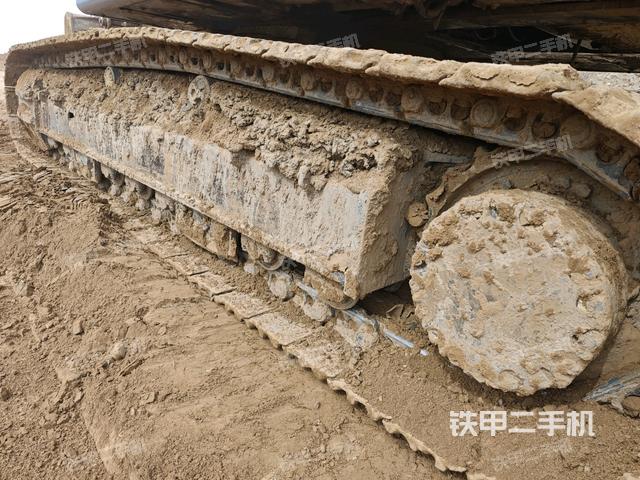 沃尔沃EC380DL挖掘机的设备实拍-第3张实拍照片