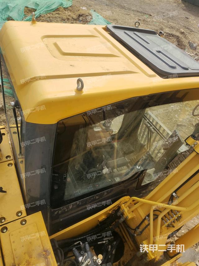 駕駛室頂部俯視（上車部件）