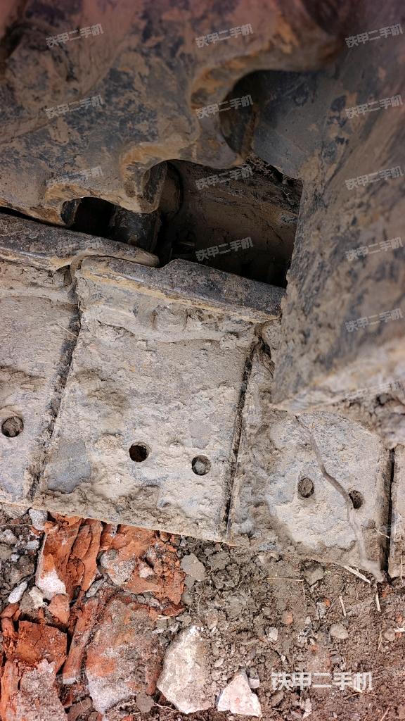 右側(cè)行走馬達蓋板（行走機構(gòu)）