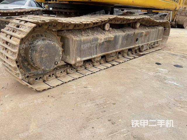 左側(cè)履帶整體?（行走機(jī)構(gòu)）