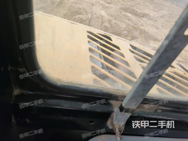 后窗玻璃角標(biāo)（駕駛室部分）