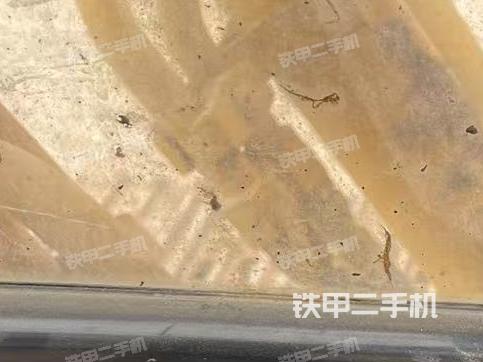 后窗玻璃角標(biāo)（駕駛室部分）