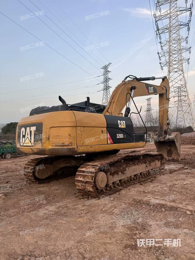 左后45(整機(jī)外觀) 左后45(整機(jī)外觀)